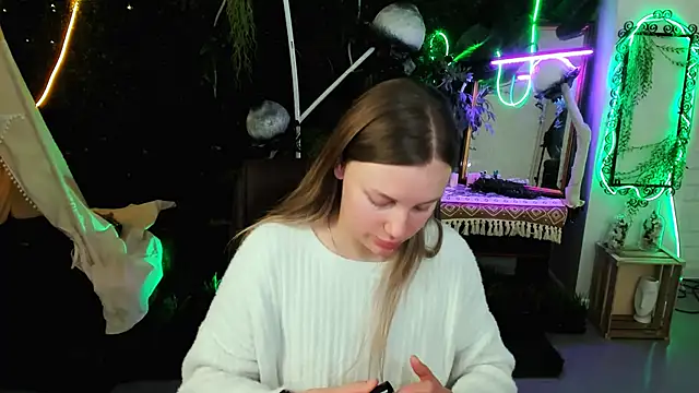 SandraLindsey online show from November 20, 2025, 6:36 am