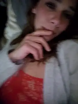 Mimakario online show from November 18, 2025, 10:02 pm