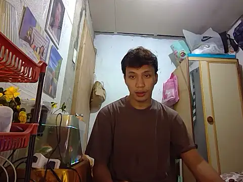 newgys online show from March 11, 2026, 8:41 am