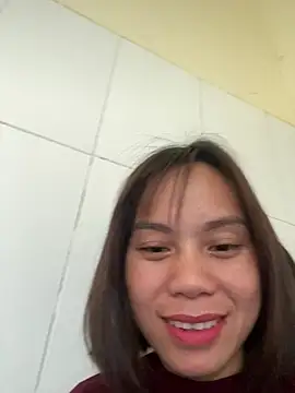 Trangbabylove online show from March 29, 2026, 8:27 am