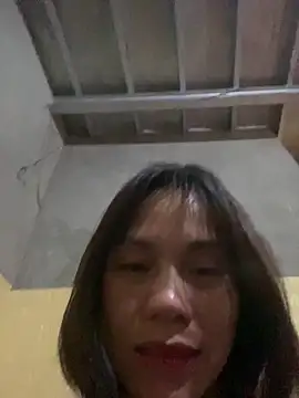 Trangbabylove online show from April 6, 2026, 11:39 pm