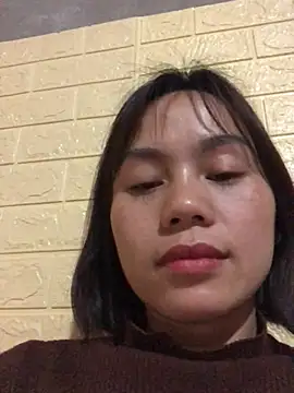 Trangbabylove online show from March 6, 2026, 5:41 pm