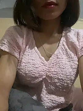 Trangbabylove online show from May 25, 2026, 1:38 am