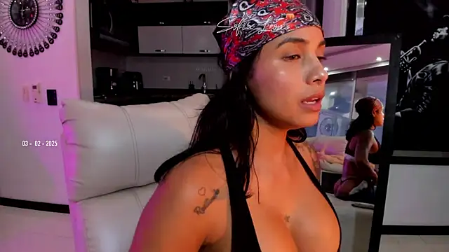 Snapshot of sofiasexhot chatting on February 4, 2025, 1:48 pm sofiasexhot online show from February 4, 2025, 1:48 pm