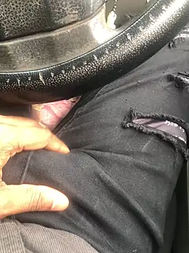 Snapshot of dreamframe chatting on February 13, 2026, 9:42 am dreamframe online show from February 13, 2026, 9:42 am