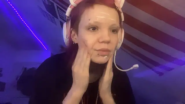 Storma Webber online show from November 22, 2025, 11:20 am