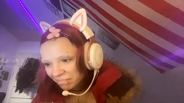 Storma Webber online show from November 16, 2025, 12:10 pm