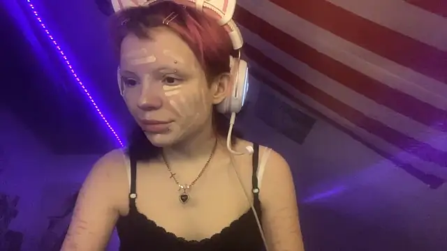 Storma Webber online show from November 27, 2025, 12:38 pm