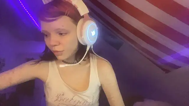 Storma Webber online show from November 24, 2025, 1:11 pm