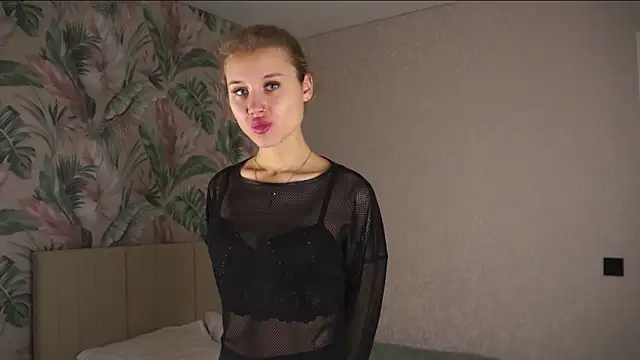 AnnabelleMaine online show from November 23, 2025, 6:12 am