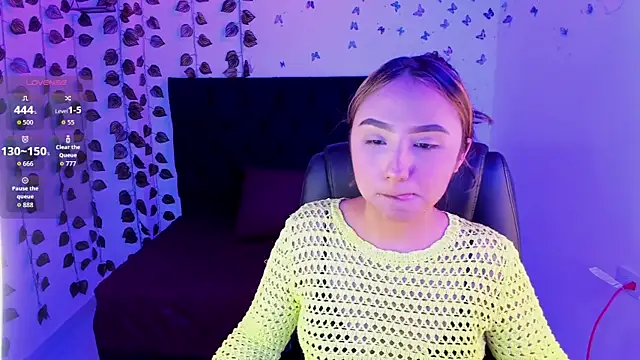 Anna valerious7 online show from November 29, 2025, 3:17 am