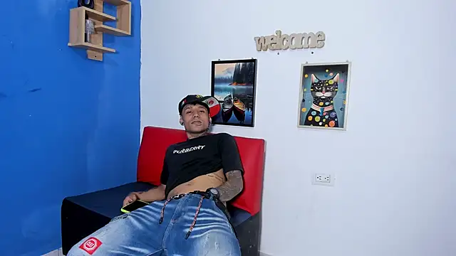 Savage Room BDSM online show from November 17, 2025, 9:08 pm