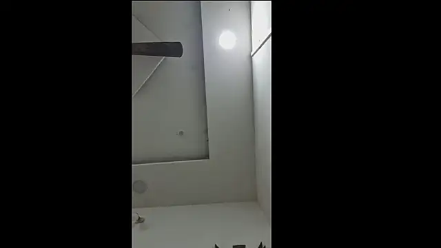 Snapshot of syndyc1 chatting on November 25, 2025, 8:14 am syndyc1 online show from November 25, 2025, 8:14 am