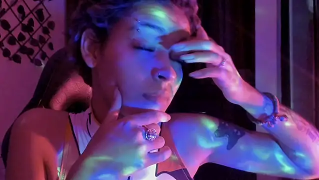 Anny Kiitty online show from February 4, 2026, 3:12 am