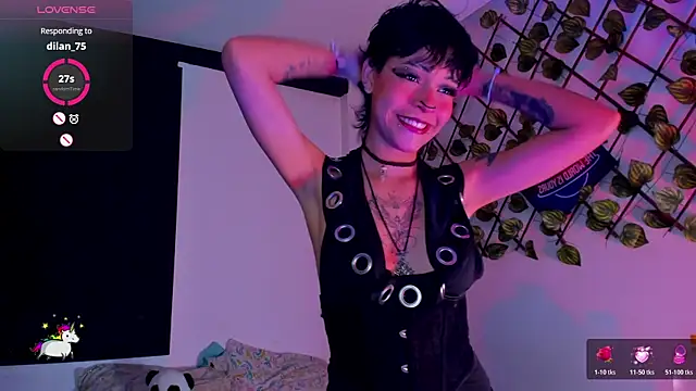 Anny Kiitty online show from May 30, 2026, 7:04 am