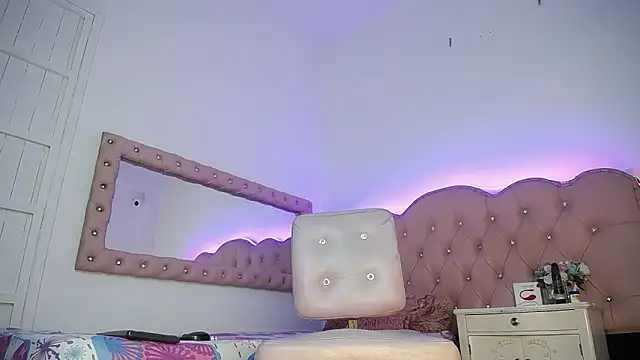 Snapshot of Sussan_cooper chatting on February 21, 2026, 2:57 am Sussan cooper online show from February 21, 2026, 2:57 am