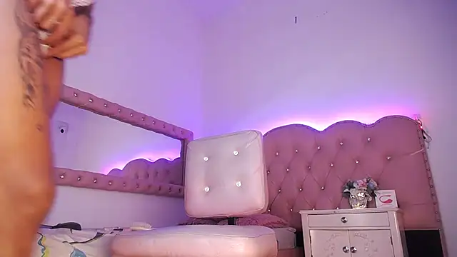 Sussan cooper online show from March 25, 2026, 7:24 pm