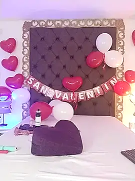 AlinaMilf online show from February 12, 2026, 10:53 pm