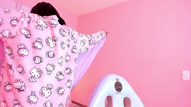 Milu carbajal x online show from February 25, 2026, 3:40 am