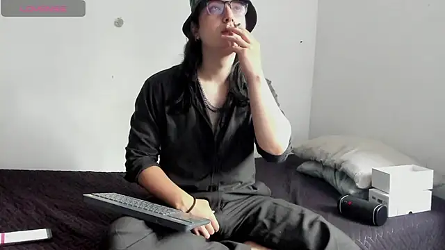 Amoneth Xx online show from January 14, 2026, 8:01 pm