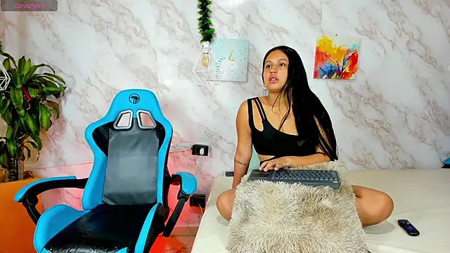 paula desire online show from November 15, 2025, 9:52 pm