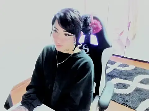 Zombitch online show from November 25, 2025, 9:59 pm