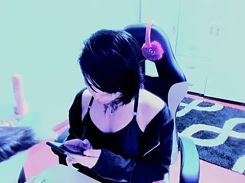 Zombitch online show from November 28, 2025, 9:59 pm