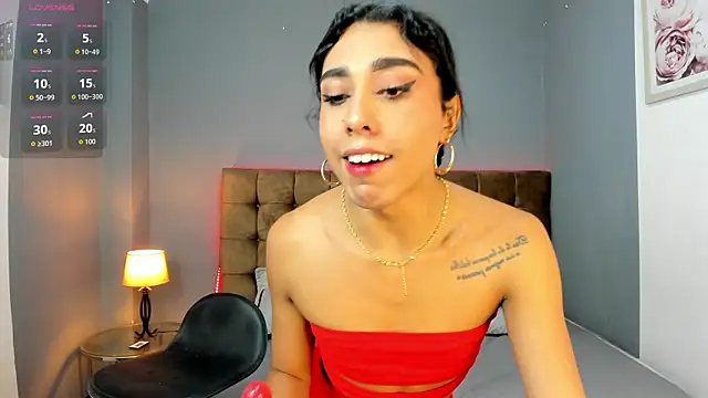 Violet Moon20 online show from February 4, 2026, 8:04 pm