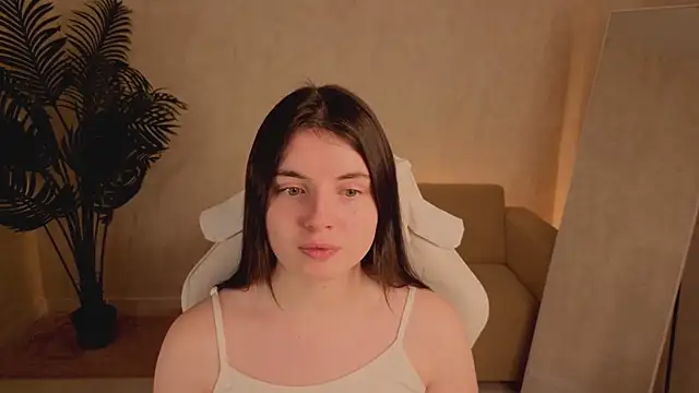 StellaLapina online show from November 29, 2025, 1:06 am