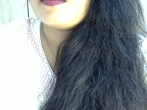 Muskan Jha online show from April 3, 2026, 2:01 pm