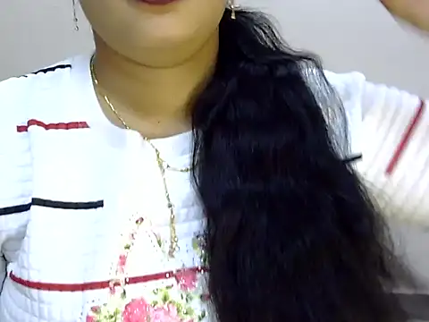 Muskan Jha online show from July 5, 2026, 1:32 am