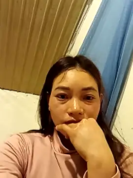 Snapshot of _Su-Su_ chatting on February 7, 2026, 11:57 pm Su-Su online show from February 7, 2026, 11:57 pm