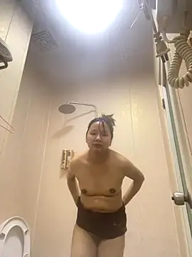 yiyi0316 online show from November 23, 2025, 12:48 pm