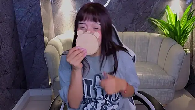 Emily Tx  online show from December 2, 2025, 2:56 am