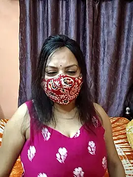 Cute-richa1 online show from January 18, 2026, 5:49 pm