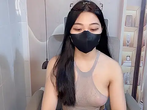 Lousii online show from April 8, 2026, 2:18 pm