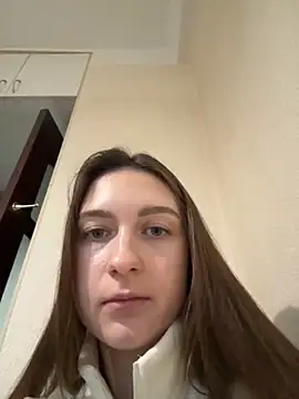 oh yes baby online show from November 17, 2025, 1:59 pm