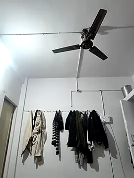 DesiAnita3693 online show from November 16, 2025, 9:41 pm