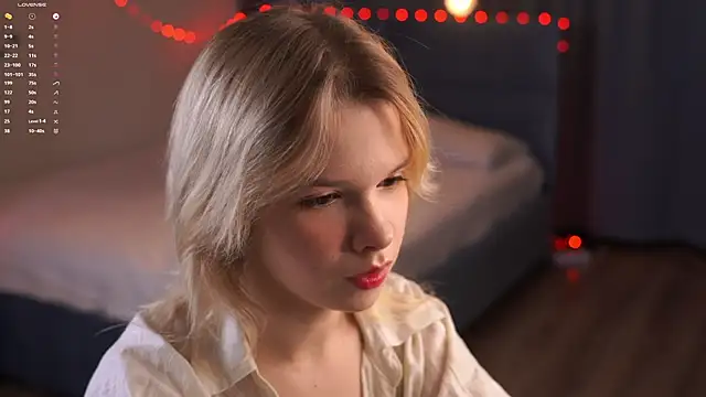 PhillisEsplin online show from December 17, 2025, 7:08 pm