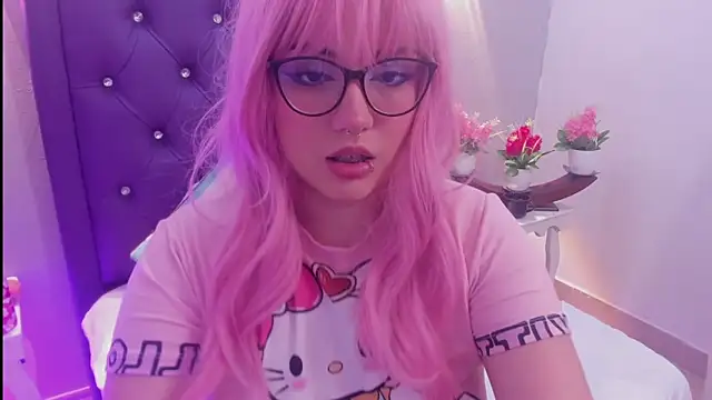 Violeta Morgan  online show from November 24, 2025, 12:38 pm