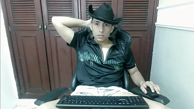 dannyt hot online show from November 18, 2025, 12:41 pm