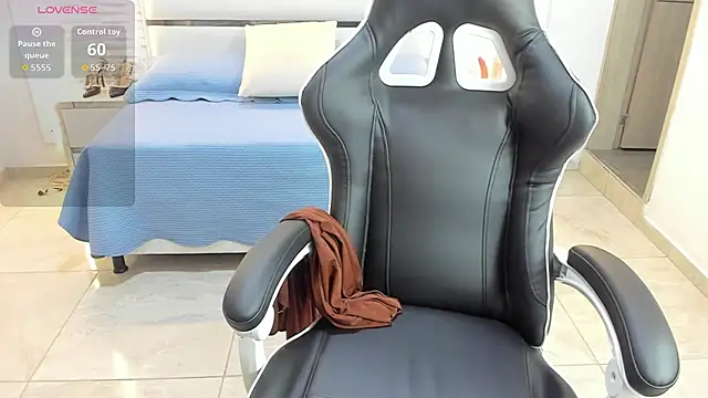 Snapshot of Tahira_bakir chatting on January 7, 2026, 7:41 pm Tahira bakir online show from January 7, 2026, 7:41 pm