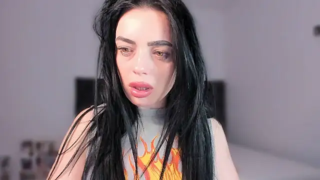 issabellaa04 online show from April 4, 2026, 7:20 pm