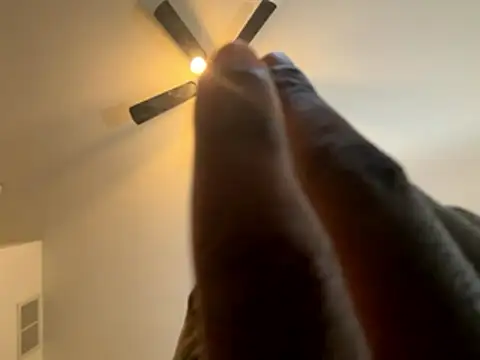 WeekndsOnly online show from January 17, 2026, 7:12 am