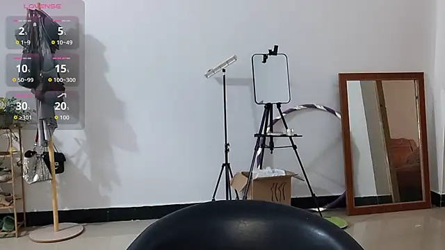 Snapshot of adele8731 chatting on November 18, 2025, 2:16 am adele8731 online show from November 18, 2025, 2:16 am