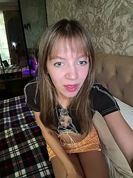 artshadowvibe online show from November 20, 2025, 8:26 am