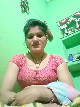 Snapshot of Komal_bhoji chatting on December 3, 2025, 1:17 am Komal bhoji online show from December 3, 2025, 1:17 am