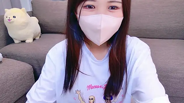 Nemu chan  online show from April 21, 2026, 1:18 am