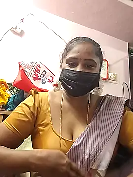 Snapshot of Tamil_devagi chatting on November 24, 2025, 4:29 pm Tamil devagi online show from November 24, 2025, 4:29 pm