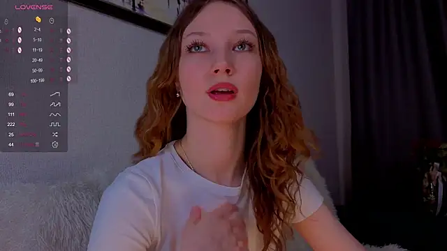 Alisavine online show from April 18, 2026, 7:40 pm